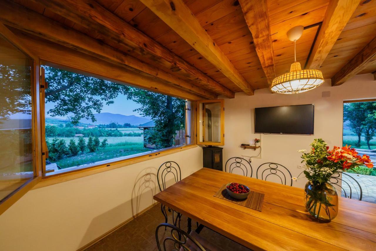 Beautiful Cottage With Heated Pool For 22 Ppl Plaški Esterno foto