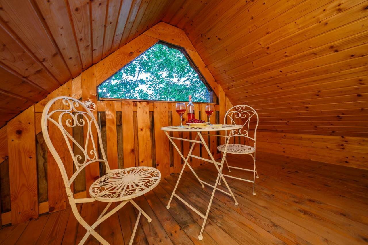 Beautiful Cottage With Heated Pool For 22 Ppl Plaški Esterno foto